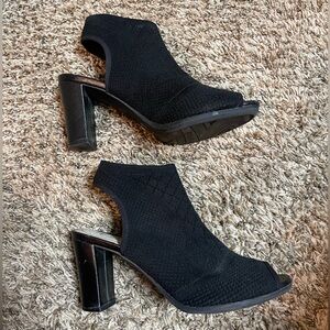 Life Stride, Stretchy Heels, 8.5M, Black, GUC